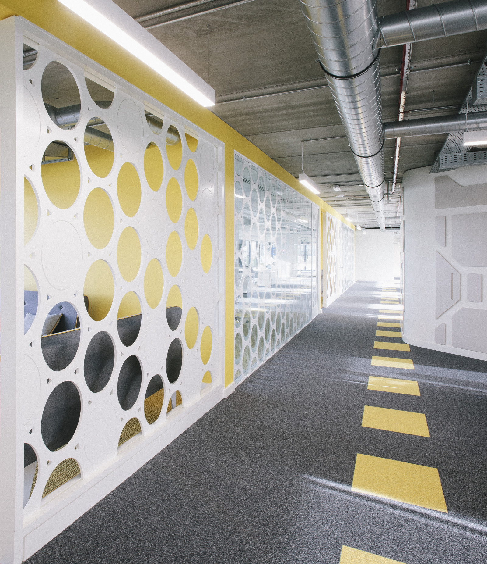 Office Fitout-Vistamed-Corridor and Breakout