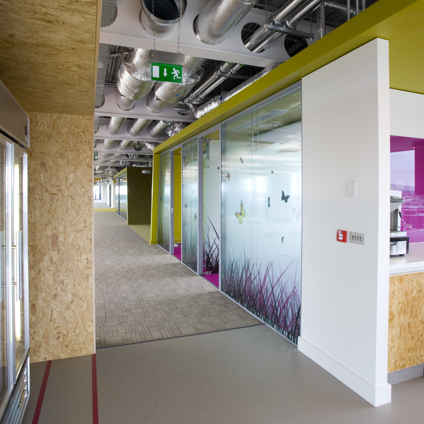 OfficeFitout_Google Docks Dublin-Corridor Booths